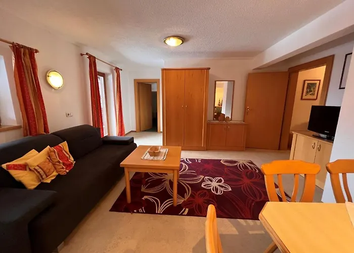 2 By Interhome *